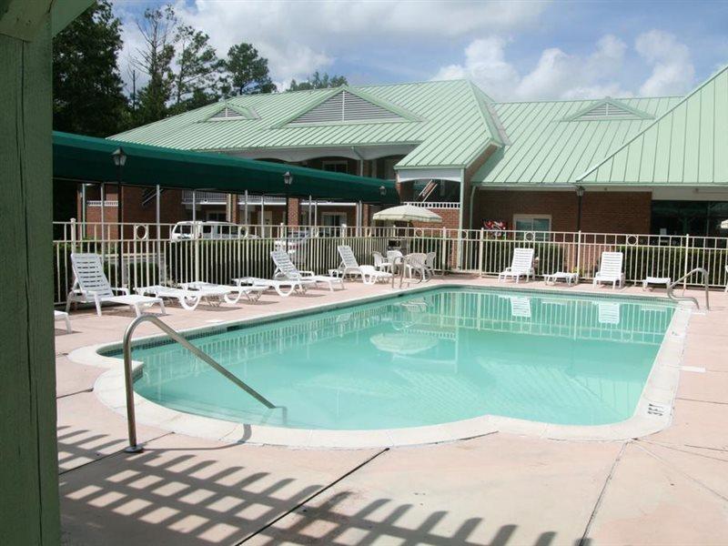 Days Inn By Wyndham Petersburg/South Fort Lee Exterior photo